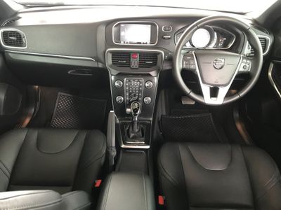 Used Volvo V40 T4 Momentum Geartronic For Sale In Gauteng Cars Co Za Id