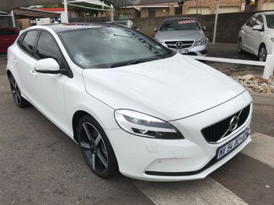 Used Volvo V40 T4 Momentum Geartronic For Sale In Gauteng Cars Co Za Id