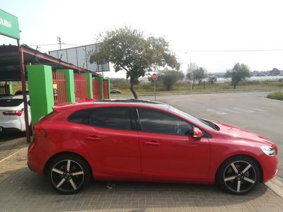 Used Volvo V40 Cc T4 Momentum Auto For Sale In Gauteng Cars Co Za Id