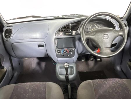 Used Mazda 121 Soho 1.4 3-dr for sale in Gauteng - Cars.co.za (ID ...