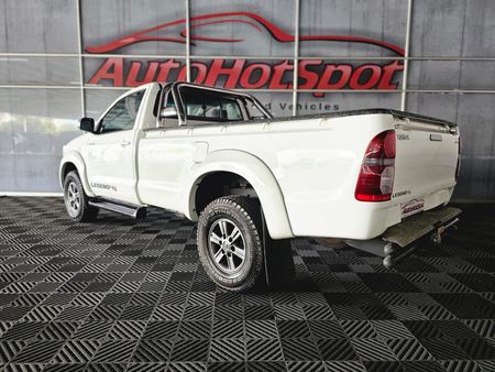 Used Toyota Hilux 3.0 D-4D Legend 45 Raised Body Single-Cab for sale in ...
