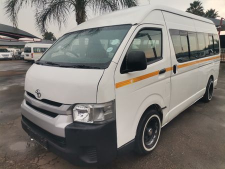 Used Toyota Quantum 15 Seat Minibus for sale in Gauteng - Cars.co.za ...