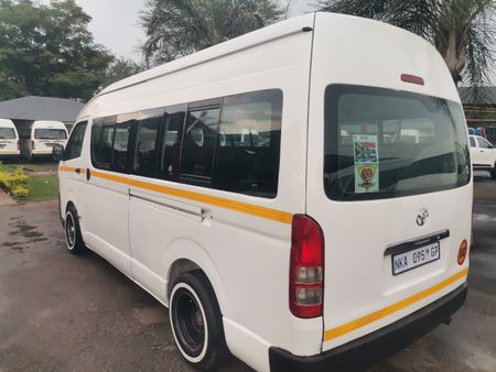 Used Toyota Quantum 15 Seat Minibus for sale in Gauteng - Cars.co.za ...