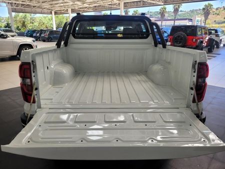 2025-Peugeot-Landtrek-19D-Allure-Double-Cab-Auto_9