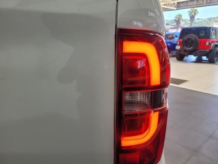 2025-Peugeot-Landtrek-19D-Allure-Double-Cab-Auto_14