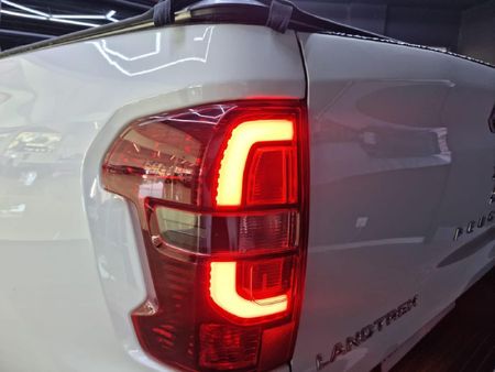 2025-Peugeot-Landtrek-19D-Allure-Double-Cab-Auto_21