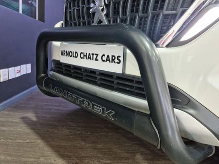 2025-Peugeot-Landtrek-19D-Allure-Double-Cab-Auto_26
