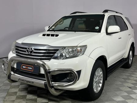 2013-Toyota-Fortuner-30-D-4D-4x4-Auto_0
