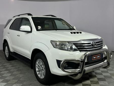 2013-Toyota-Fortuner-30-D-4D-4x4-Auto_12