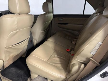 2013-Toyota-Fortuner-30-D-4D-4x4-Auto_3