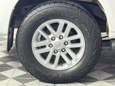 2013-Toyota-Fortuner-30-D-4D-4x4-Auto_7