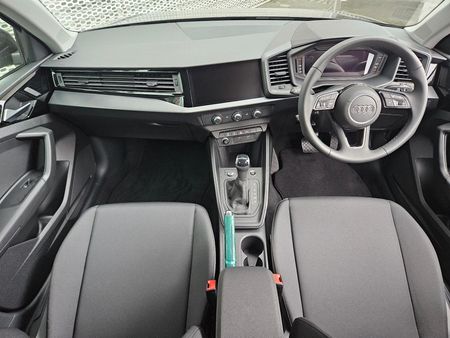 2025-Audi-A1-Sportback-30-TFSI-Advanced-S-Tronic_5