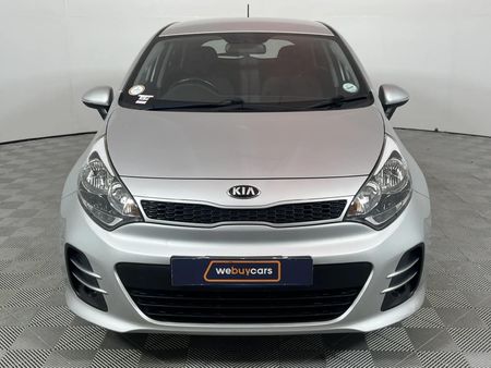 2016-Kia-Rio-14-5-dr_11