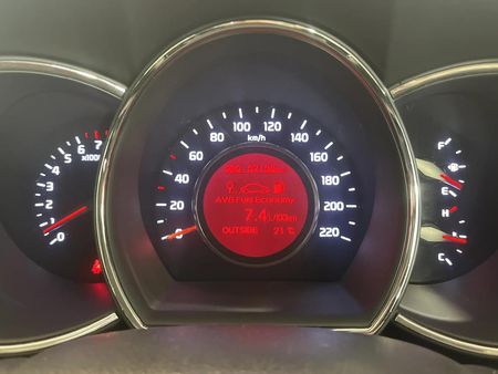 2016-Kia-Rio-14-5-dr_2