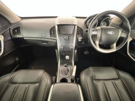 2021-Mahindra-XUV-500-22D-mHawk-7-seat-W8-Auto_1