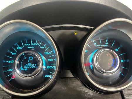 2021-Mahindra-XUV-500-22D-mHawk-7-seat-W8-Auto_2