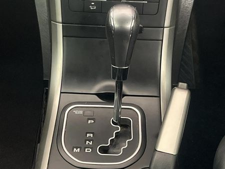 2021-Mahindra-XUV-500-22D-mHawk-7-seat-W8-Auto_3