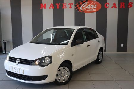 2010-Volkswagen-Polo-Vivo-16_0