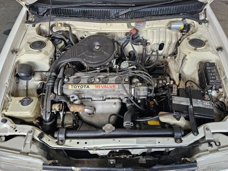 1991-Toyota-Corolla-16-GLX-Auto_7