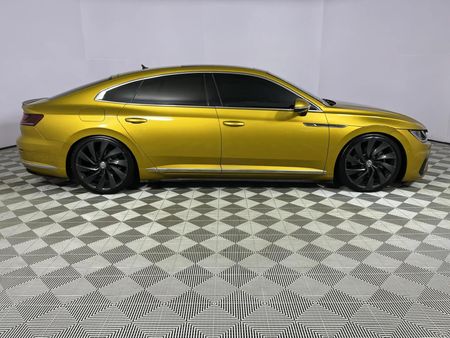 2018-Volkswagen-Arteon-20-TSI-R-Line-4Motion-Auto_15