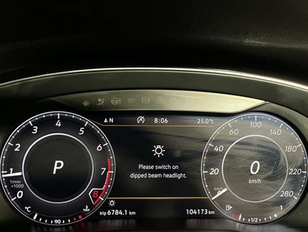 2018-Volkswagen-Arteon-20-TSI-R-Line-4Motion-Auto_2