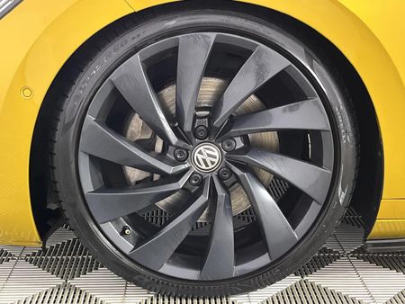 2018-Volkswagen-Arteon-20-TSI-R-Line-4Motion-Auto_4