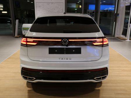2025-Volkswagen-Taigo-10-TSI-R-Line-Auto_4