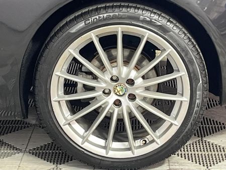 2008-Alfa-Romeo-GT-19-JTD-Distinctive_3