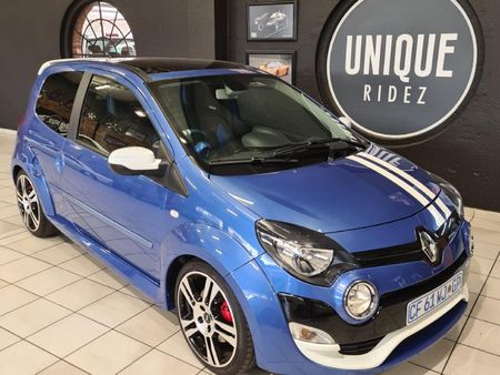 2012-Renault-Twingo-RS-Gordini_0