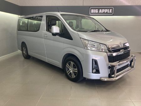2019-Toyota-Quantum-28-GL-11-seat_0