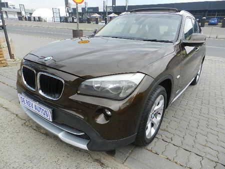 2013-BMW-X1-sDrive20d_0