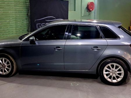 2014-Audi-A3-Sportback-16-TDI-S-Auto_9