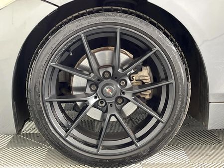 2011-BMW-Z4-sDrive23i-Auto_3
