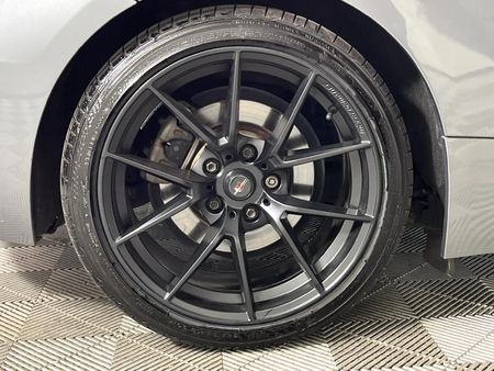 2011-BMW-Z4-sDrive23i-Auto_4