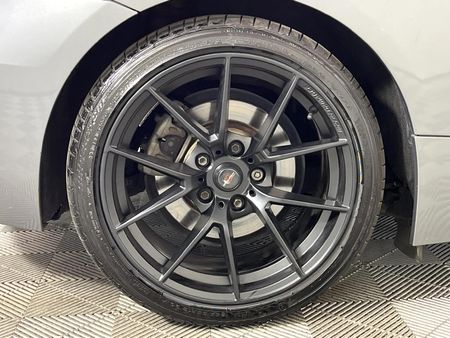 2011-BMW-Z4-sDrive23i-Auto_5