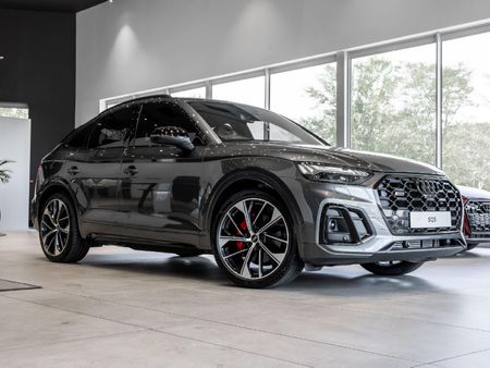 2025-Audi-SQ5-Sportback-quattro-Black-Edition-30-TFSI_1