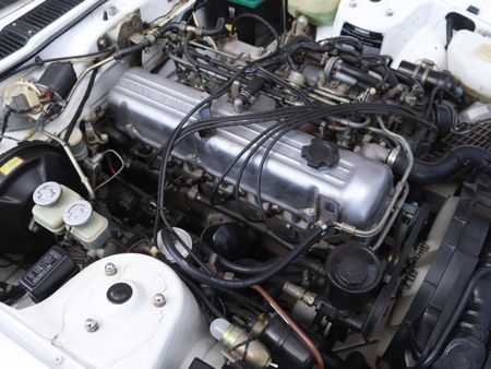 1982-Datsun-280-ZX-5-Speed_13