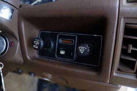 1982-Datsun-280-ZX-5-Speed_23