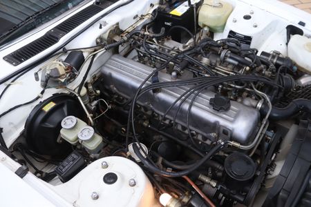 1982-Datsun-280-ZX-5-Speed_35