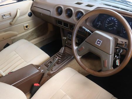 1982-Datsun-280-ZX-5-Speed_5