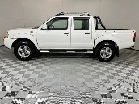 2009-Nissan-NP300-24i-Hi-Rider-Double-Cab_11