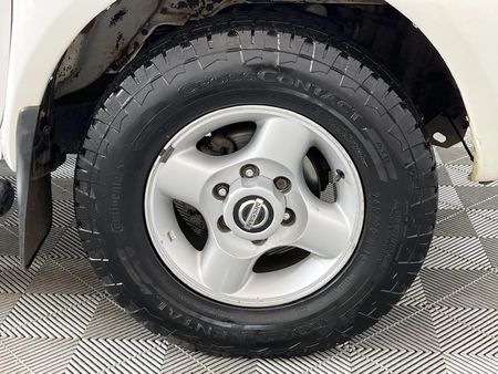 2009-Nissan-NP300-24i-Hi-Rider-Double-Cab_2