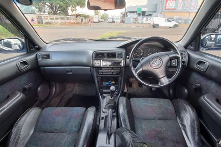 1996-Toyota-Corolla-RSi-20v_1