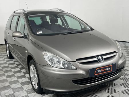 2004-Peugeot-307-20-XS-Station-Wagon_4