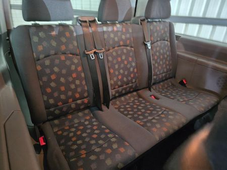 2005-Mercedes-Benz-Vito-115-CDI-CrewBus_15