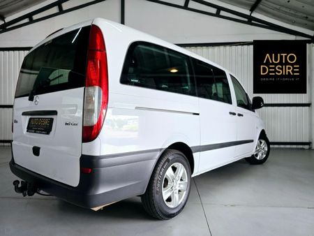 2005-Mercedes-Benz-Vito-115-CDI-CrewBus_5