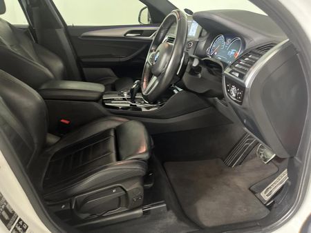 2018-BMW-X4-xDrive20i_9