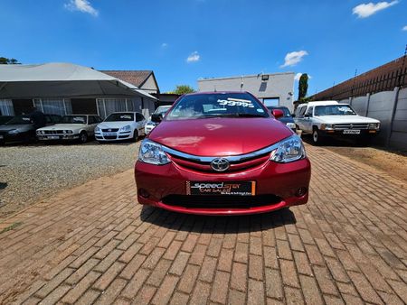 2013-Toyota-Etios-15-Xi_1