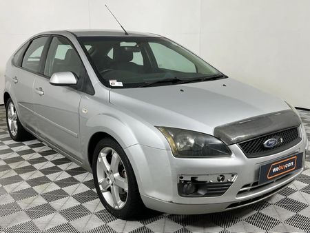 2005-Ford-Focus-20-TDCi-Si-5-dr_5
