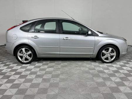 2005-Ford-Focus-20-TDCi-Si-5-dr_6